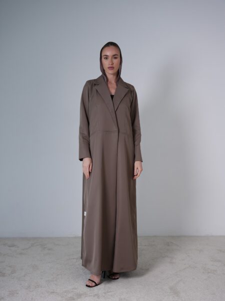 Elan Taupe
